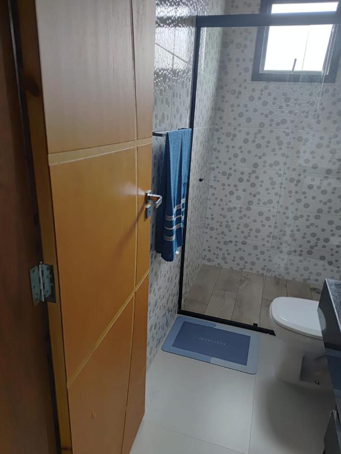 Refúgio 4 Praia Indaiá Bertioga 150 mts da praia - B&B Bertioga