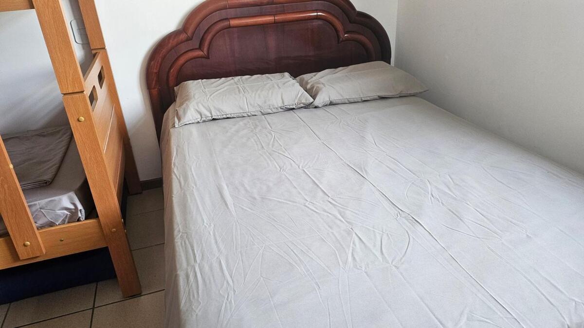 Condomínio Pé na Areia em Caiobá - B&B Matinhos