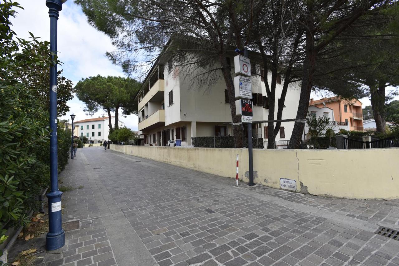 Trilocale GIGLIO - Zona mare con terrazza, clima e posto auto - B&B Marina di Campo