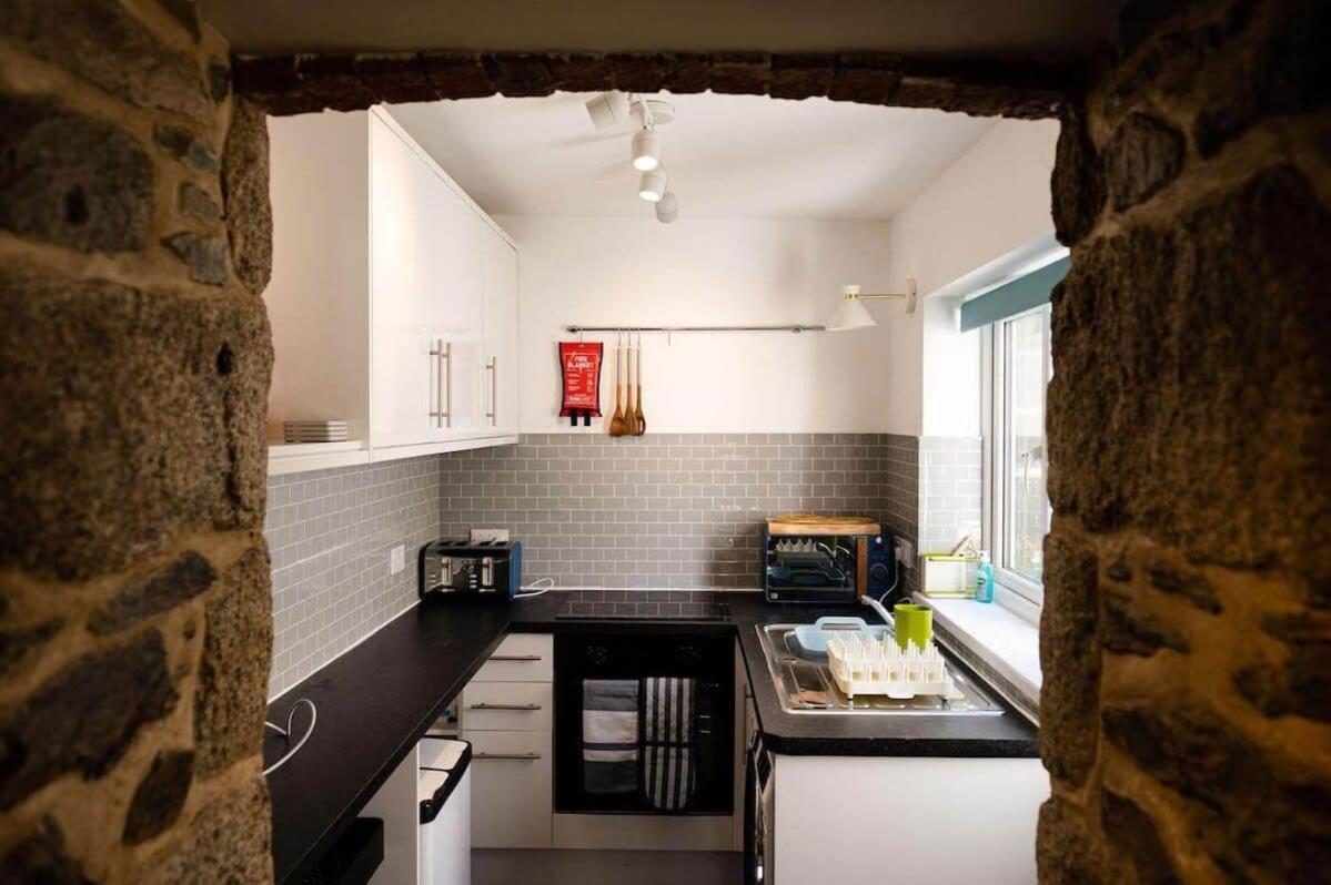 Smugglers Cottage in Penryn Nr Falmouth - Chambres d’hôtes Penryn