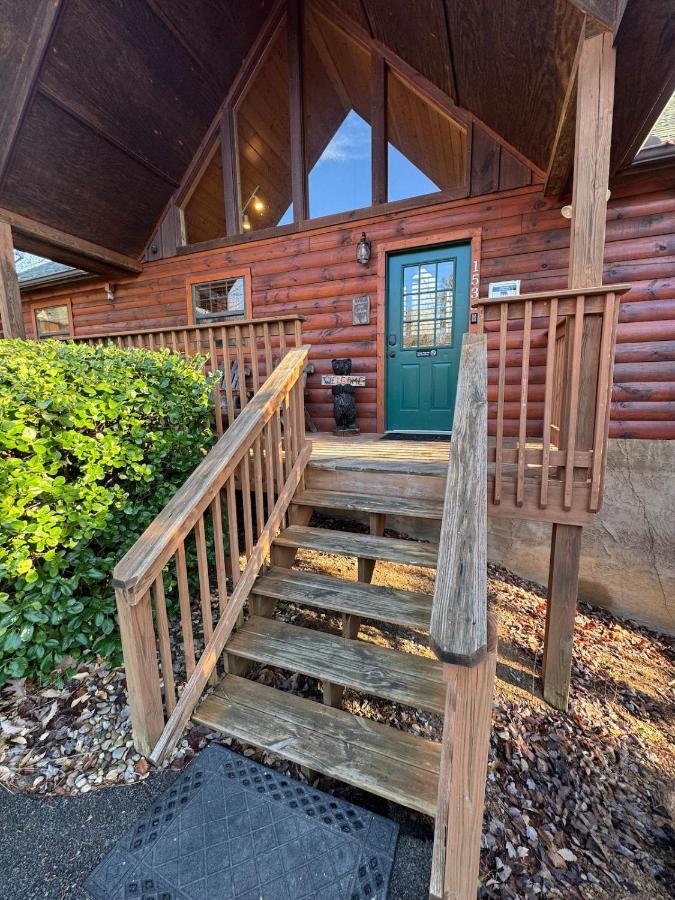 Close to Dollywood, short drive to Gatlinburg, near area attractions, gated community - Chambres d'hôtes Sevierville