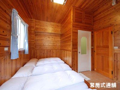Deluxe Family Suite