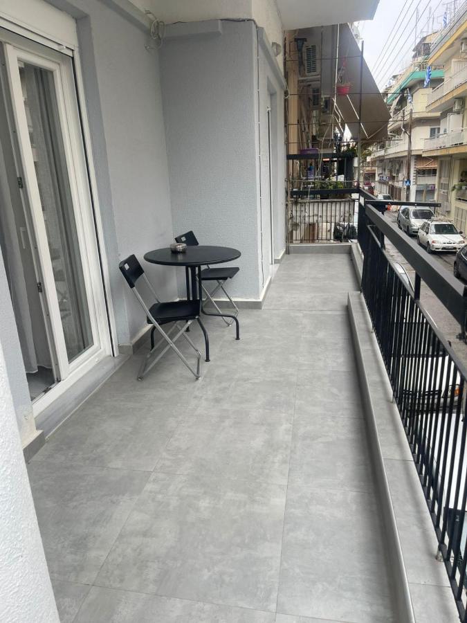 Modern Home in Menemeni Close to City Center - Chambres d'hôtes Thessalonique