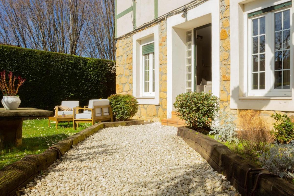 Arbide House - Bed and Breakfast Leioa