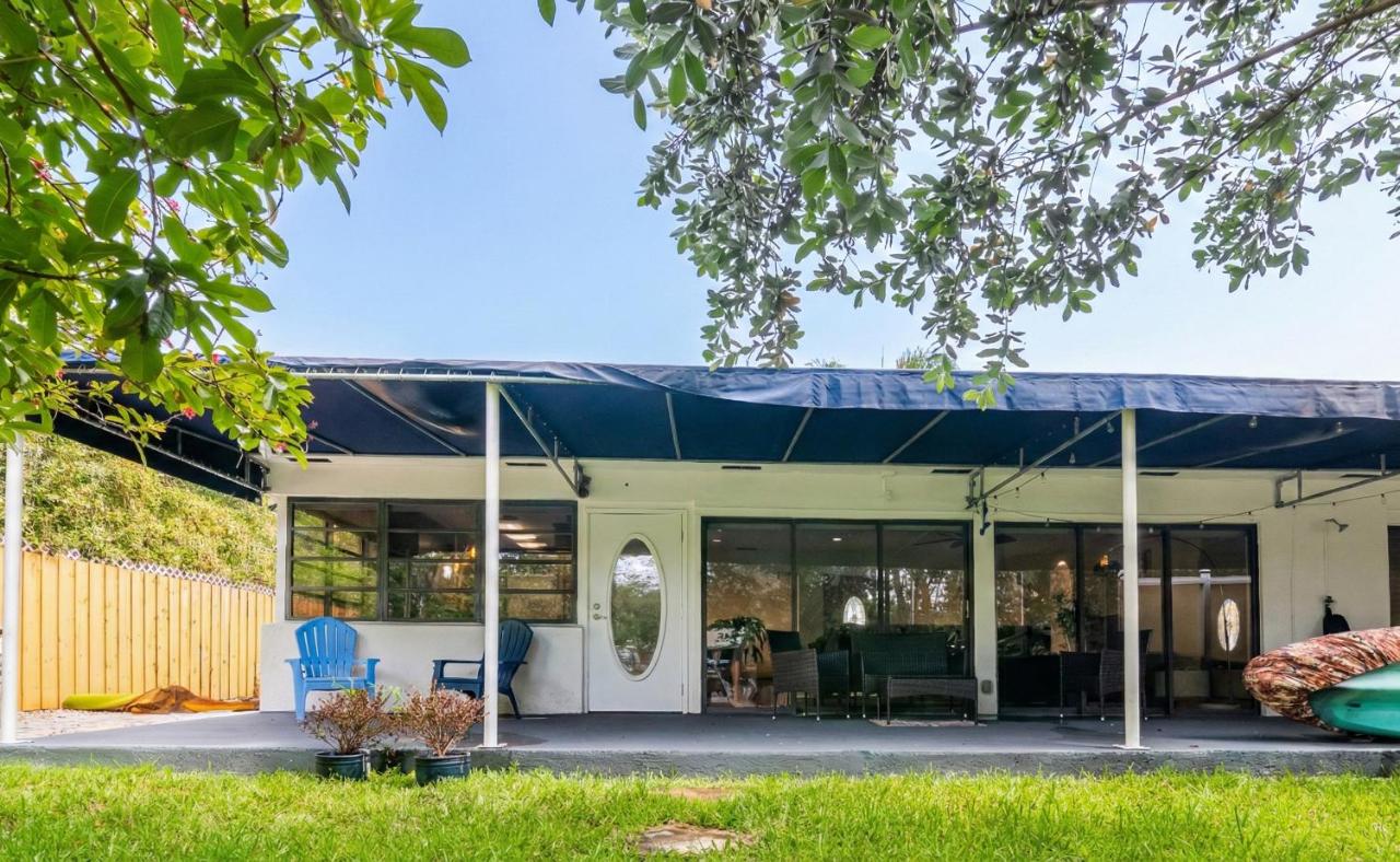 Charming 2BR Waterfront House - B&B Fort Lauderdale