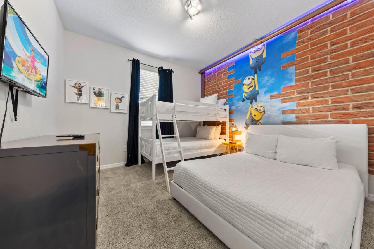 5Bd Villa Private Pool & Spa at Solara Resort 1820 - B&B Kissimmee