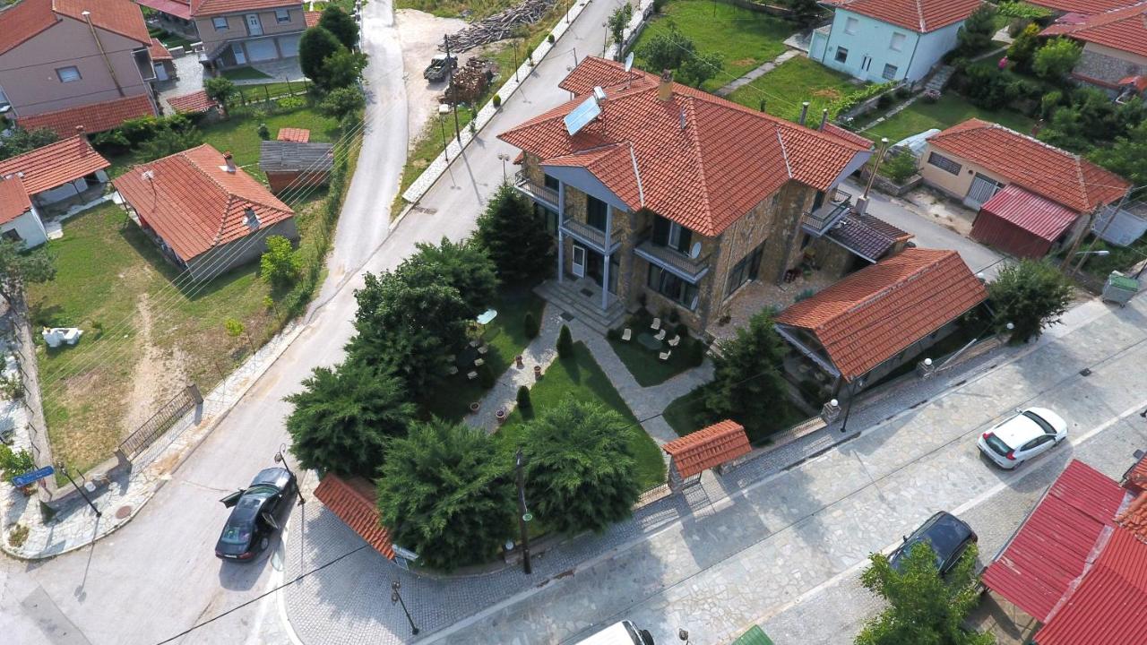Studio (3 Adults)