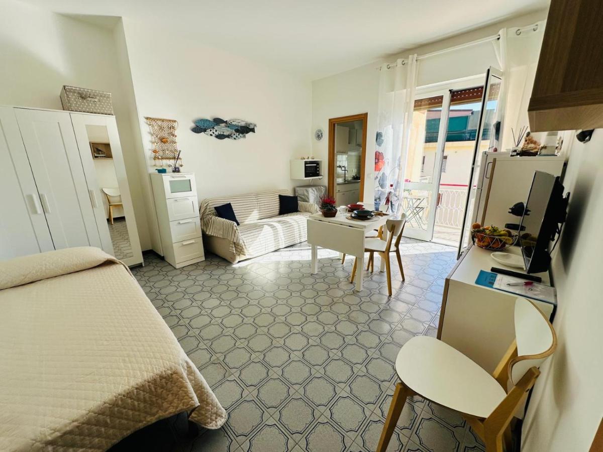 Appartamenti Giulia2 - Palazzo Milano - B&B Diano Marina