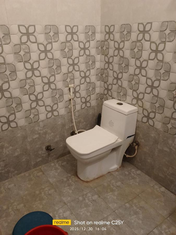 Radha Rani homestay - Bed and Breakfast Vrindāvan