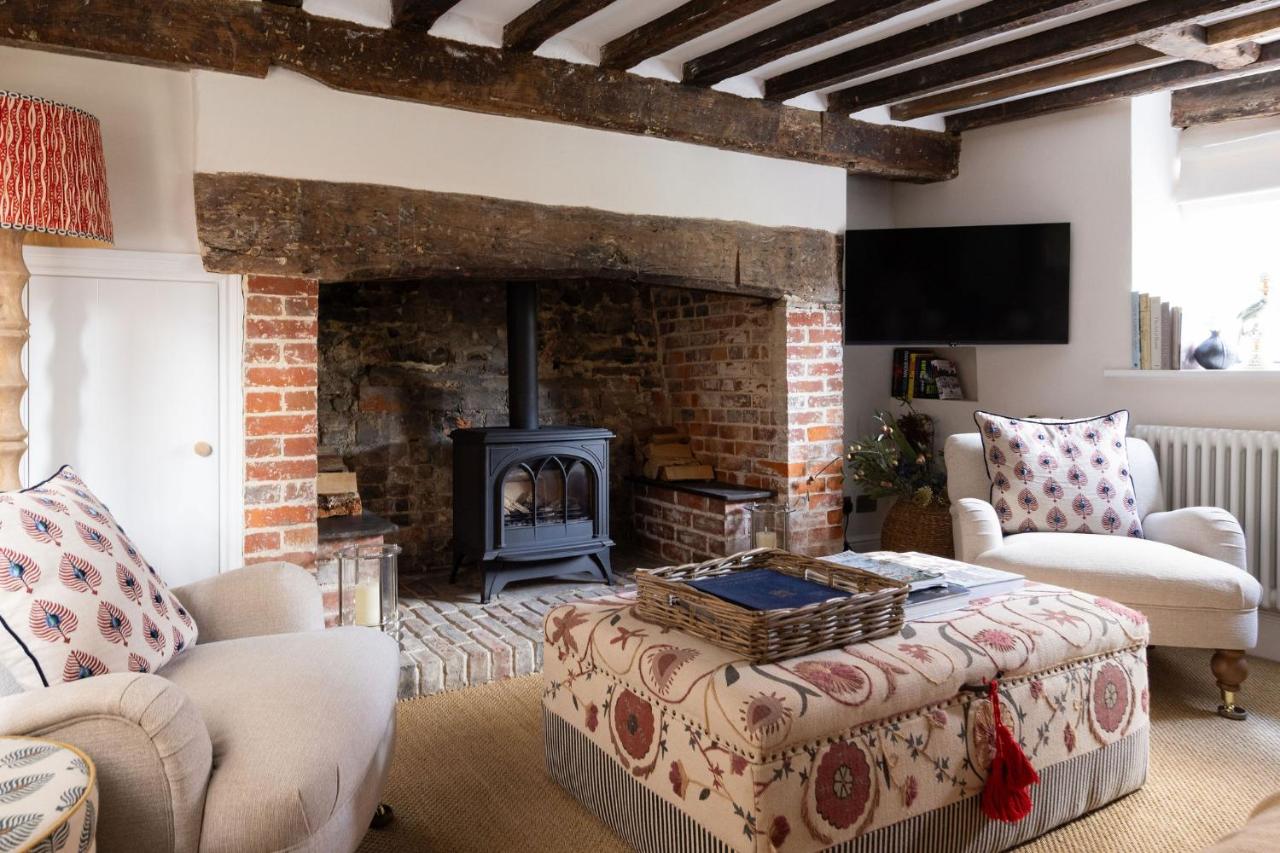 NEW - The Nook by The Butler Collection - B&B Petworth