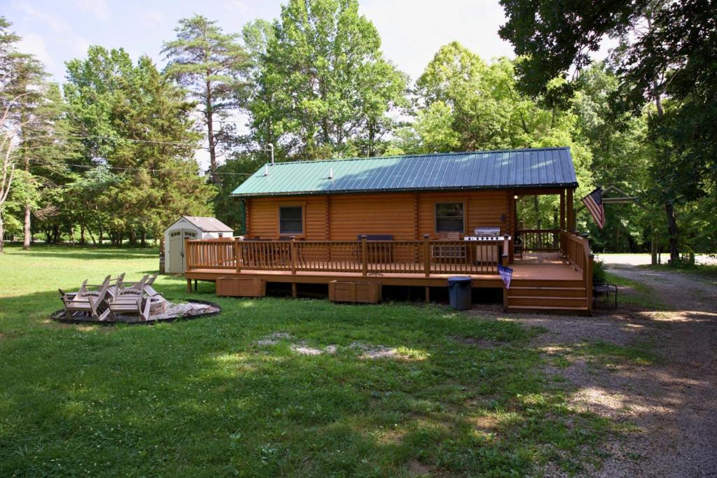 Justin Fitch Cabin - Active Heroes - B&B Shepherdsville