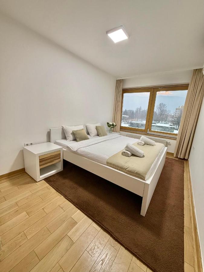 Apartment mit 2 Schlafzimmern und Flussblick 