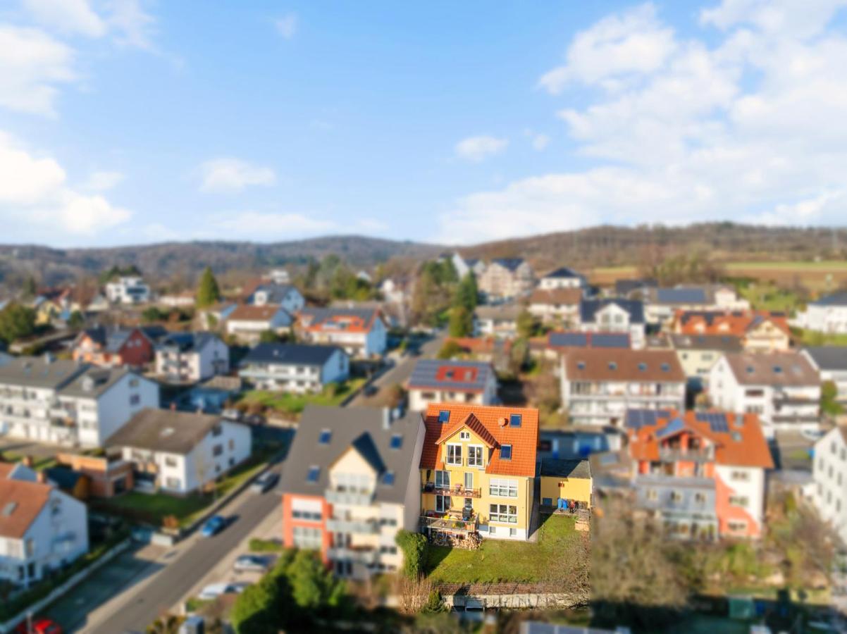 Komfort küsst Natur Skyline Ferienwohnung bei Aschaffenburg - B&B Goldbach