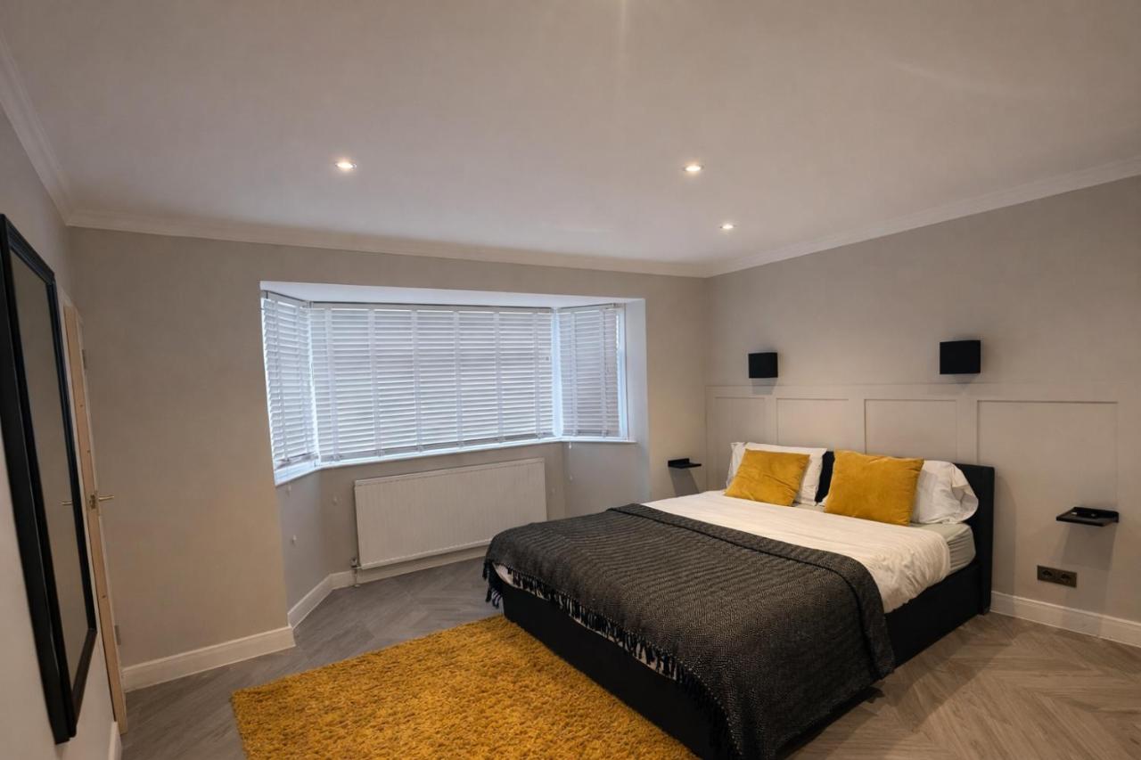 Modern Premium 2 Bedroom Home in Kent - B&B Chatham