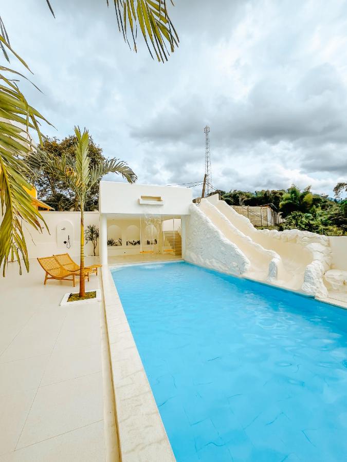 Villa Fortuna - CENDANA #Puncak Bogor - B&B Situ