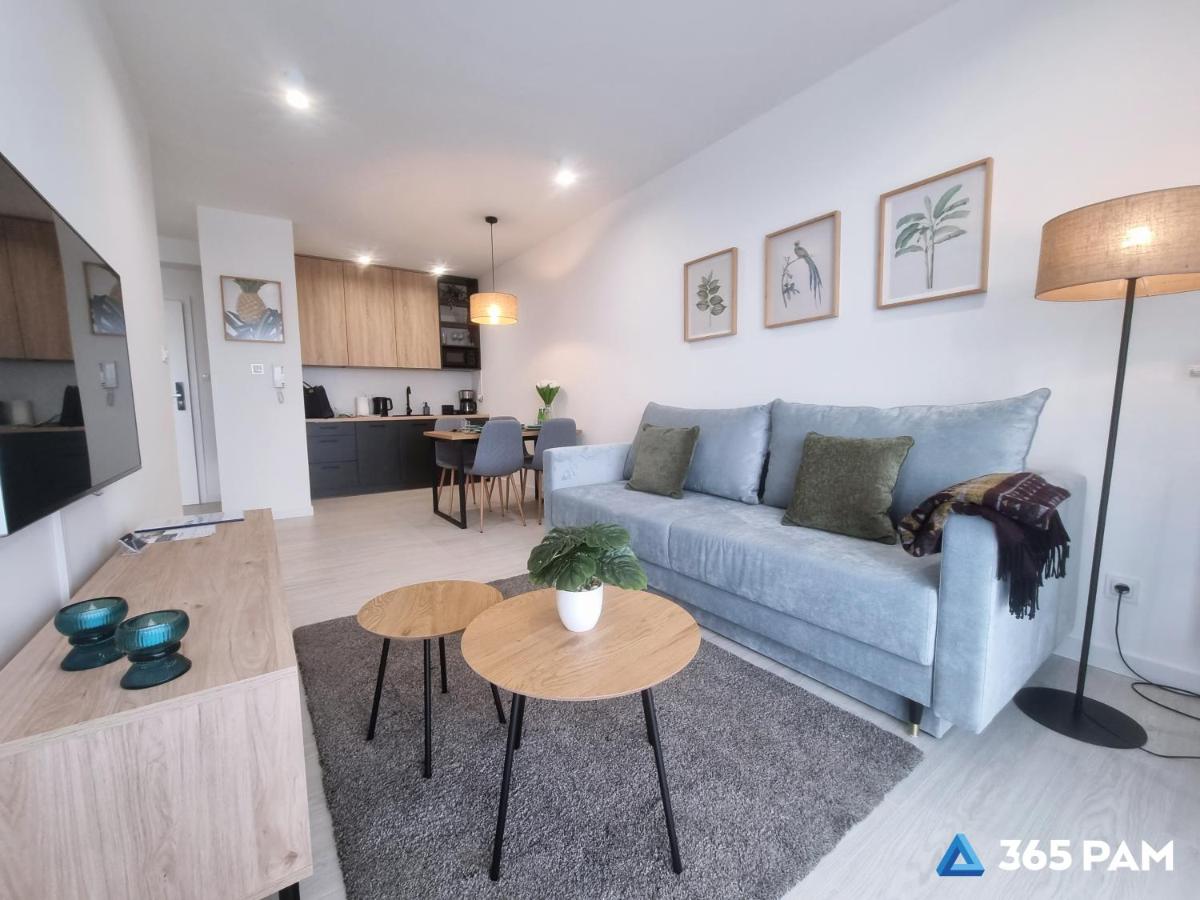 One-Bedroom Apartment - 420