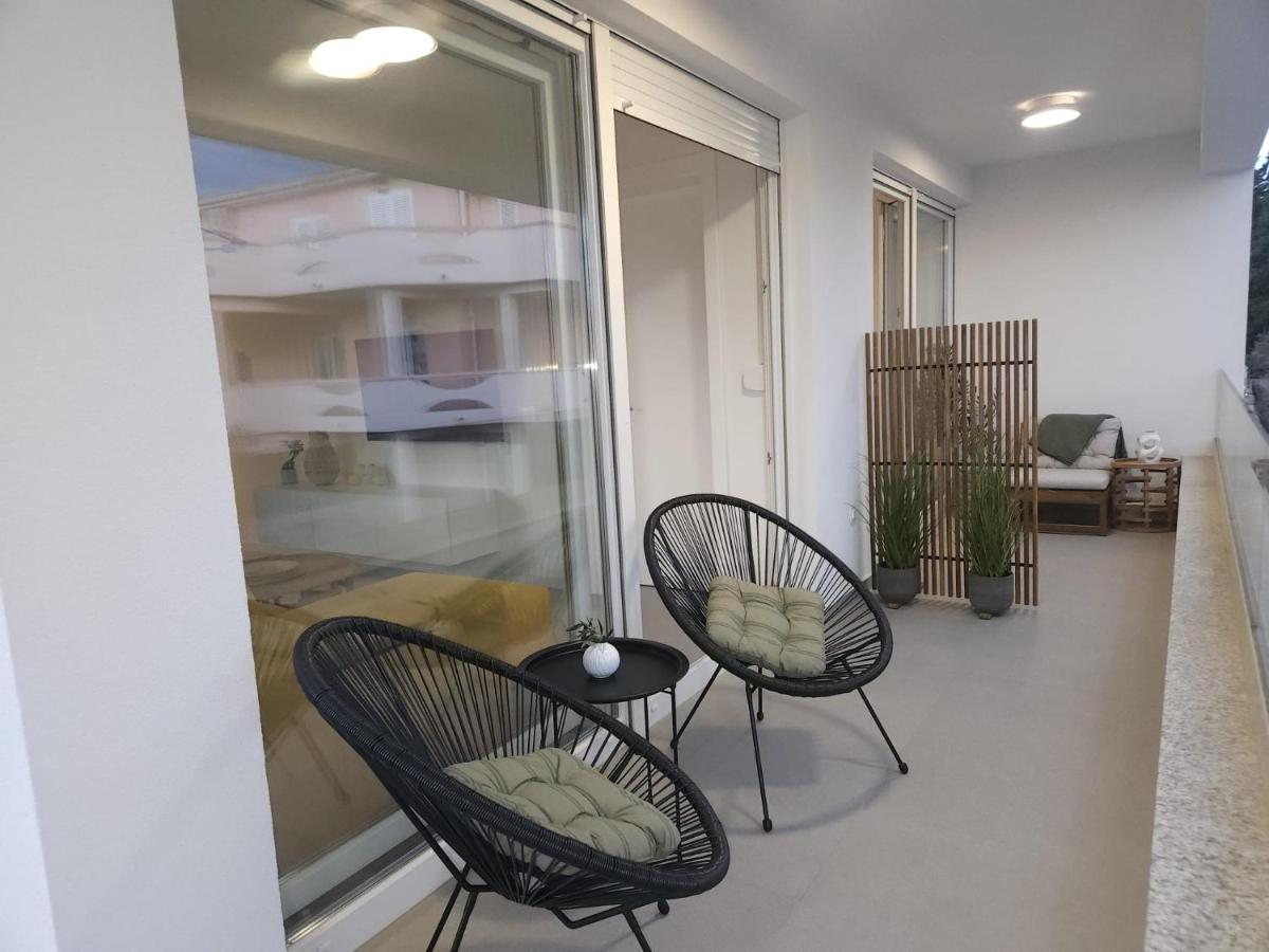 Beautiful apartment, center of Novalja - B&B Novalja