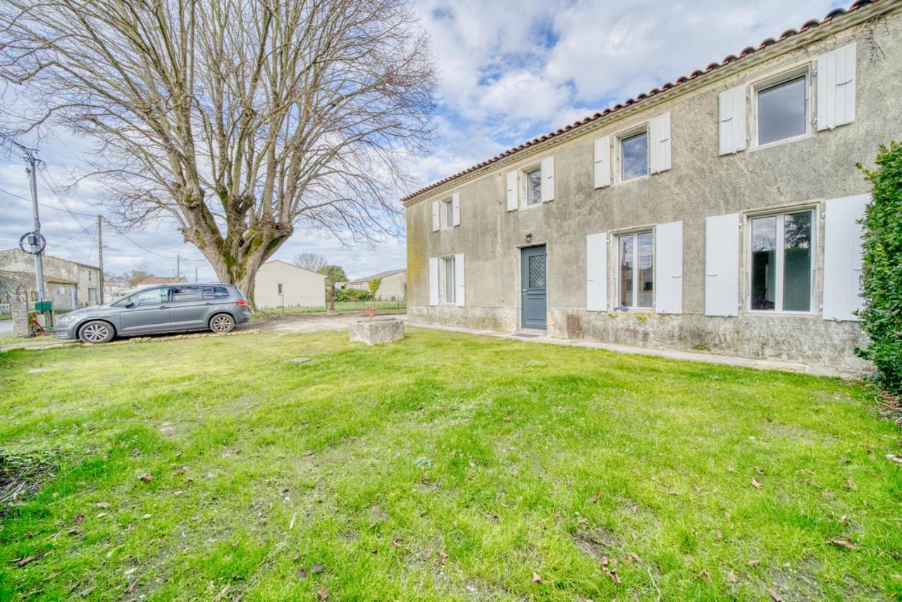Maison 11p 5 Chambres Jardin et Parking Le Gua Porte Oléron - B&B Le Gua