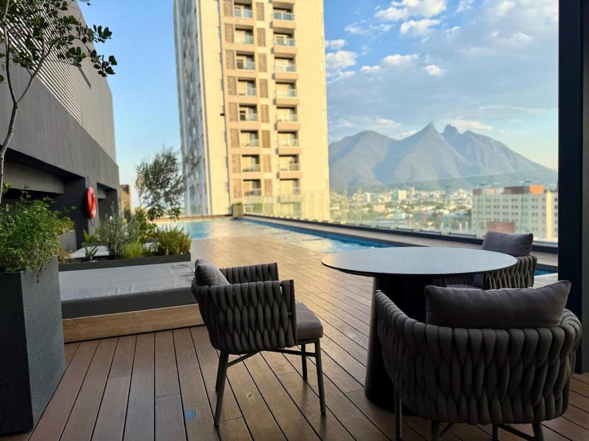 Departamento en el centro de Monterrey en Paseo Santa Lucia y junto a Parque Fundidora - Chambres d'hôtes Monterrey