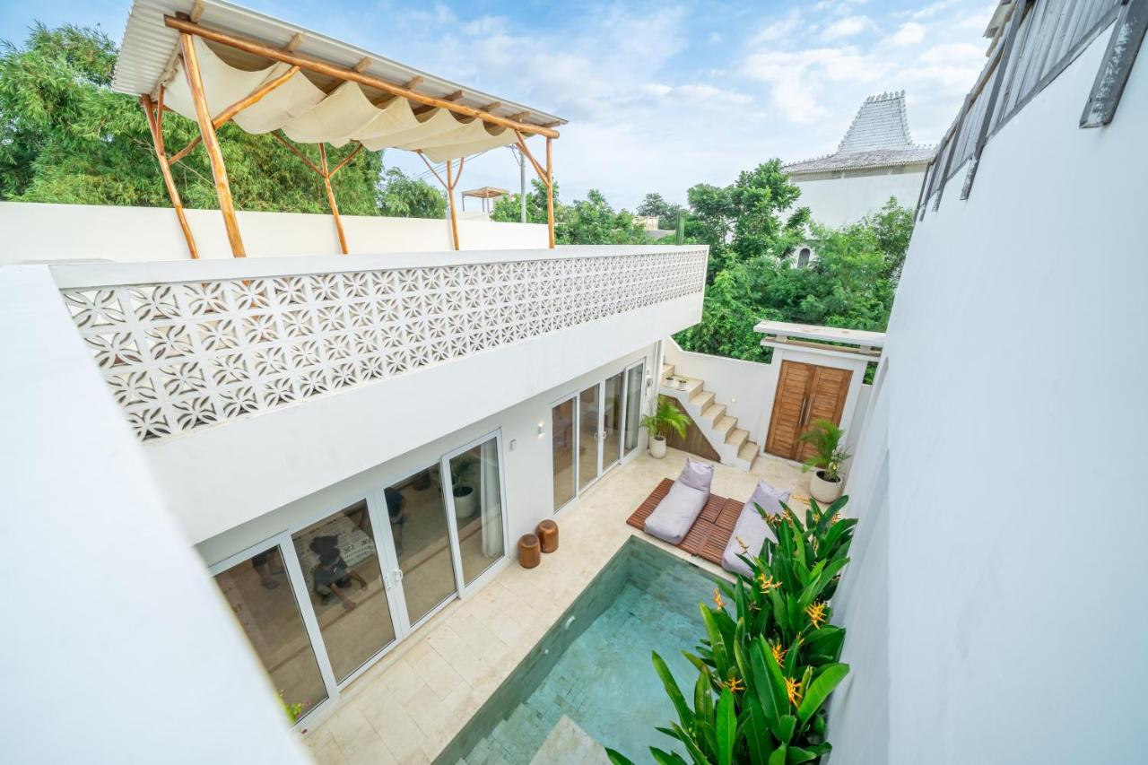 Modern 2BR Villa with Private Pool and Rooftop - B&B Uluwatu