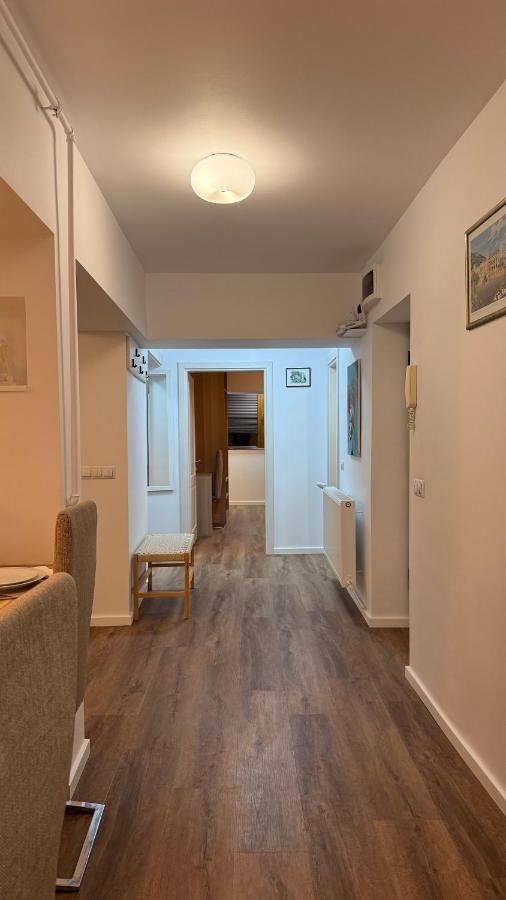 Tudor's apartment - B&B Bucarest