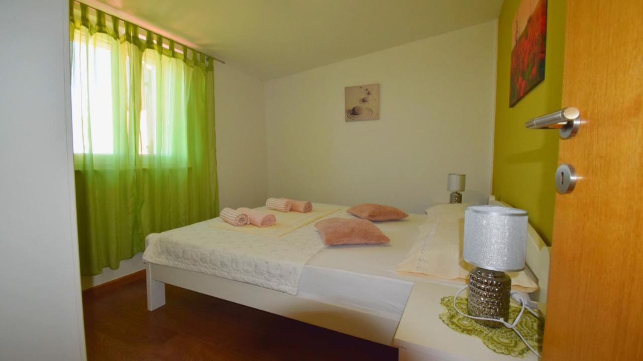 Villa Milena by Villas Guide - Ferienwohnung Novalja