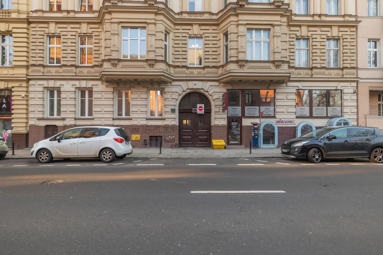 Szczecin Modern Space Apartment by BookingHost - Chambres d’hôtes Szczecin