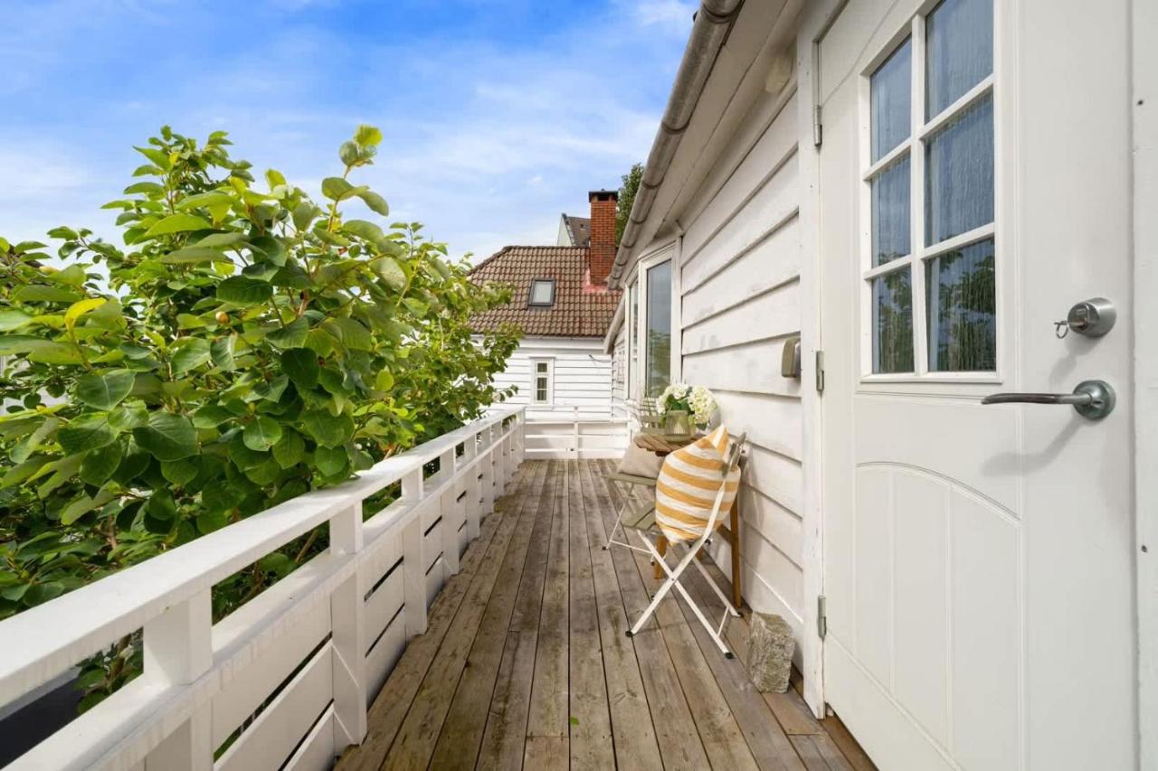 Historic Bergen House with Sunny Terrace - Ferienwohnung Bergen