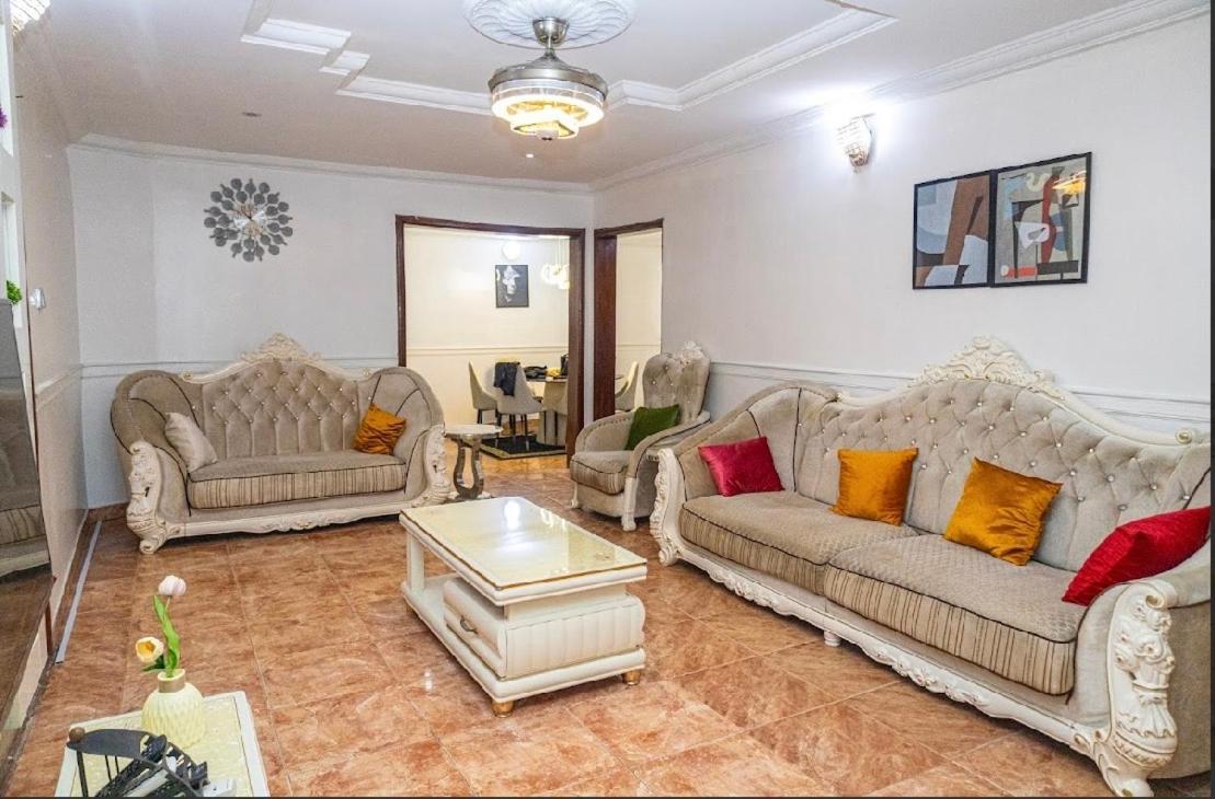 The 4 Kays Apartment - One Bedroom - B&B Agege