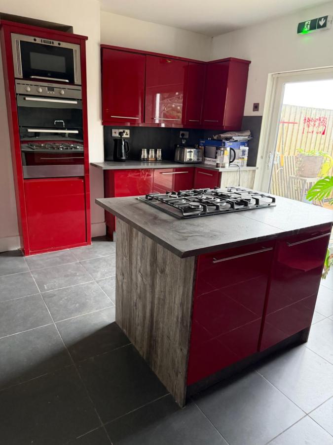 Treetops flat1 Hall Green B28 - Bed and Breakfast Birmingham