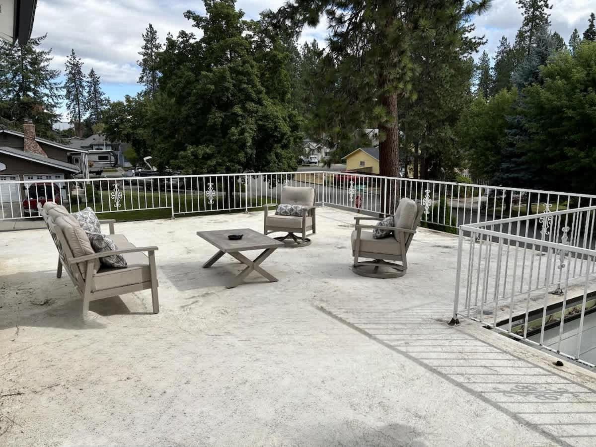 The Affordable Family Fun House- Ping Pong, Pool Table, Darts - B&B Post Falls