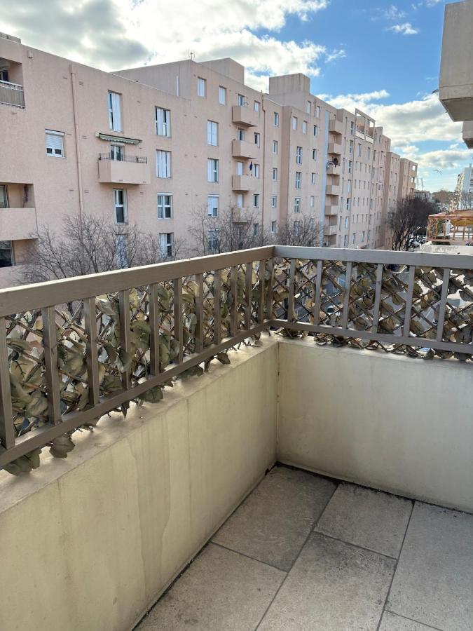 T3 Lumineux tout confort - Climatisé - Parking - B&B Tolone