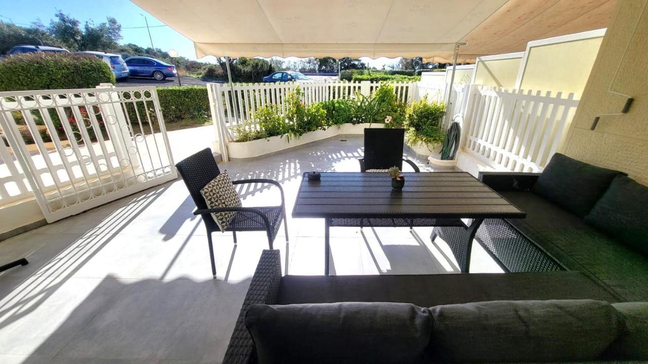 Veta's Luxury apartment near the beach. - B&B Lagonísi