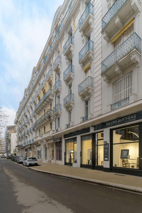 Résidence du Parc - appartements design en centre ville - Thermes et Parcs - Chambres d'hôtes Vichy