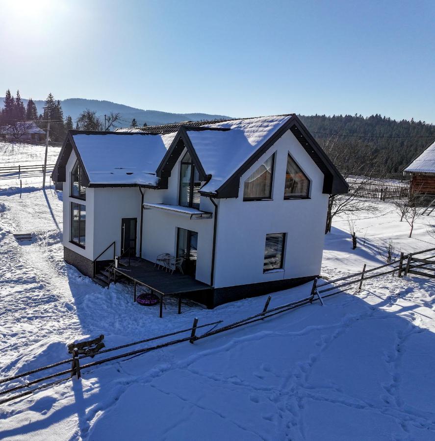 Апартаменти Rest Hill - Ferienwohnung Vorokhta