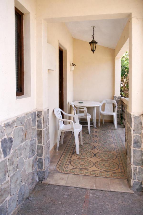 Piriápolis a 4 cuadras de playa,"Las Hortensias" - B&B Piriápolis