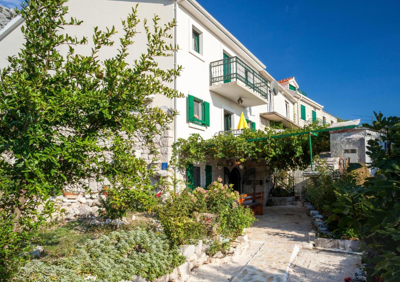 Holiday Home Alegra - B&B Podgora