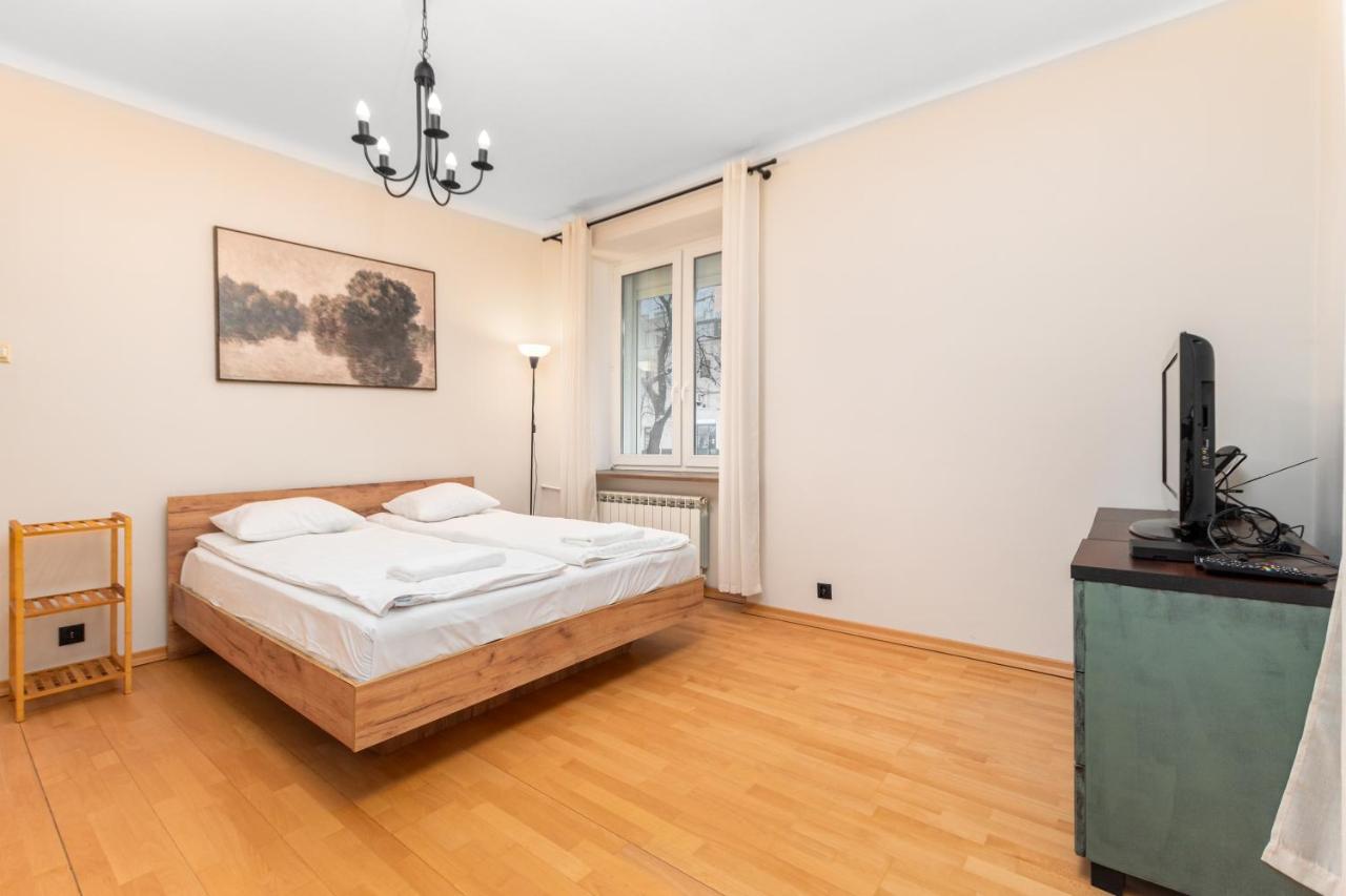 Al Waszyngtona 142 by Homeprime - B&B Warsaw
