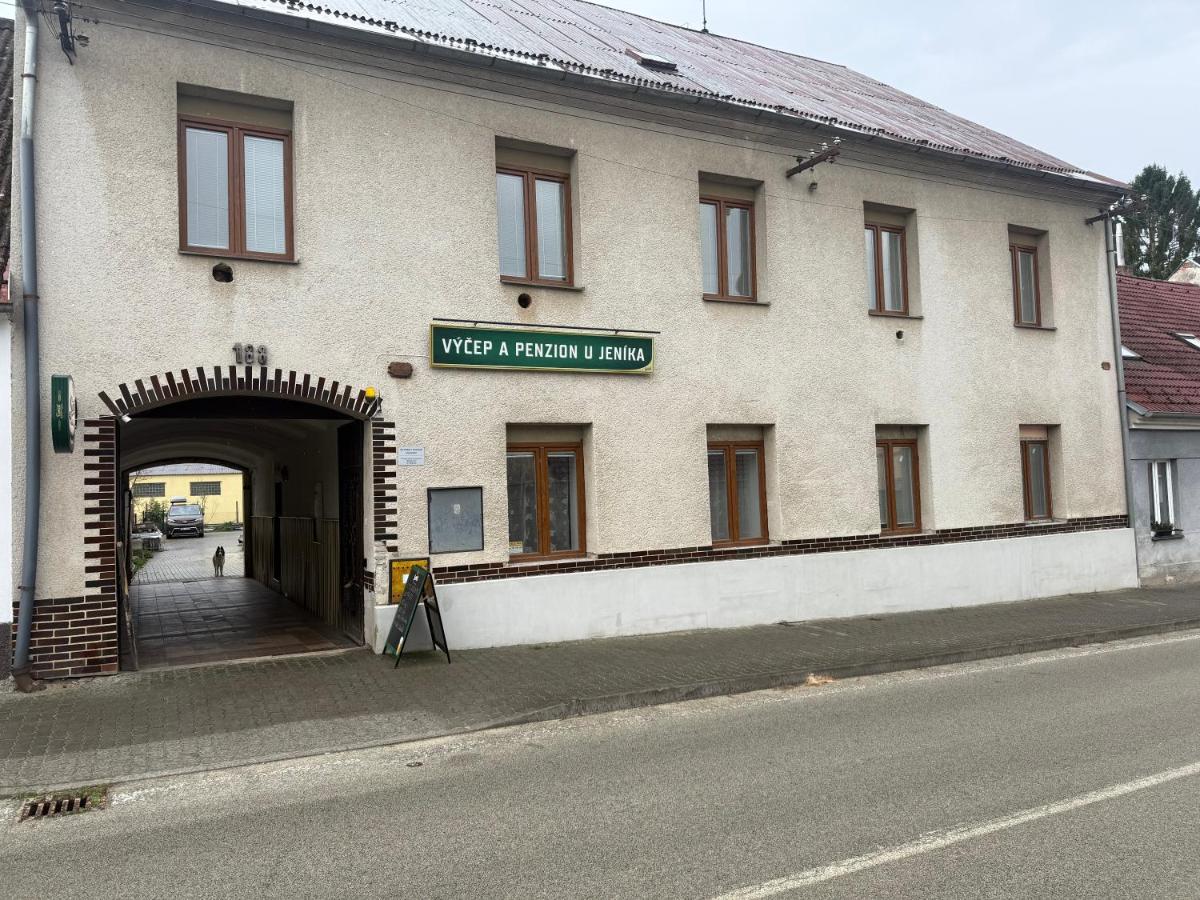 Ubytování U Jeníka Stráž nad Nežárkou - B&B Stráž nad Nežárkou