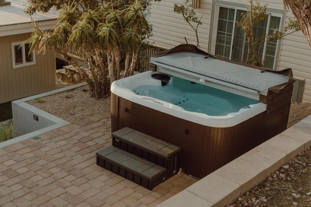 Modern Cayucos Bungalow - Ocean Views and Hot Tub - Chambres d'hôtes Cayucos