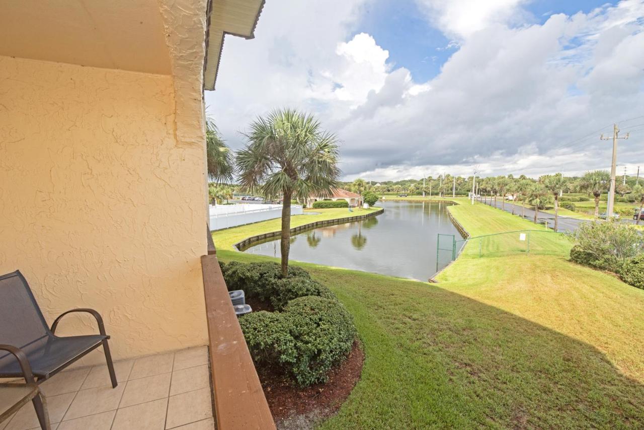 Lovely Oceanside Home w/Outdoor Shower/Free WiFi/Shared Pool/Hot Tub/Tennis/AC - Chambres d'hôtes Saint Augustine