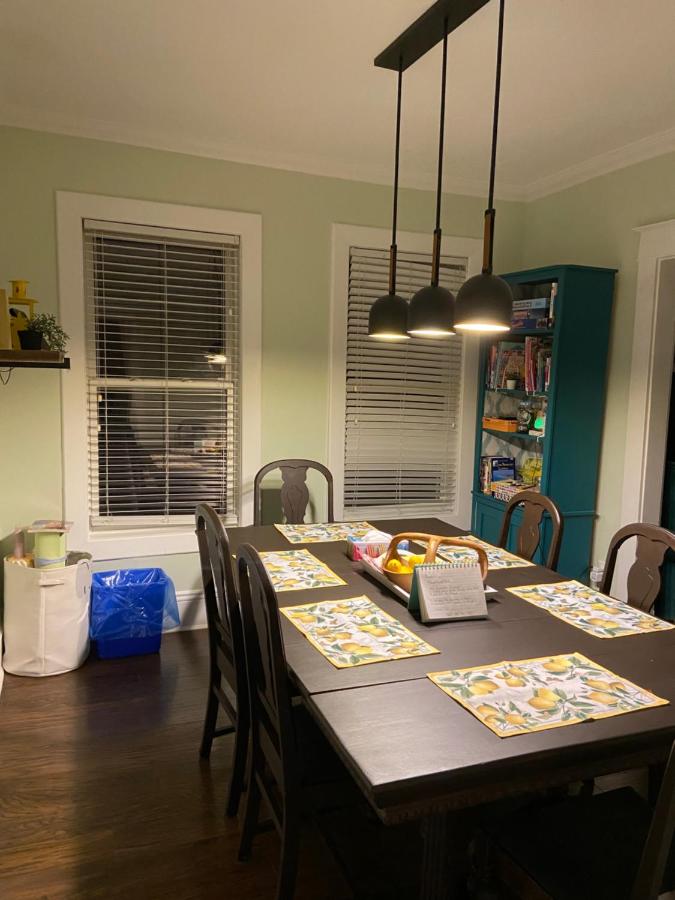 MaxwellHouseAtBirch - Ferienwohnung Moncton