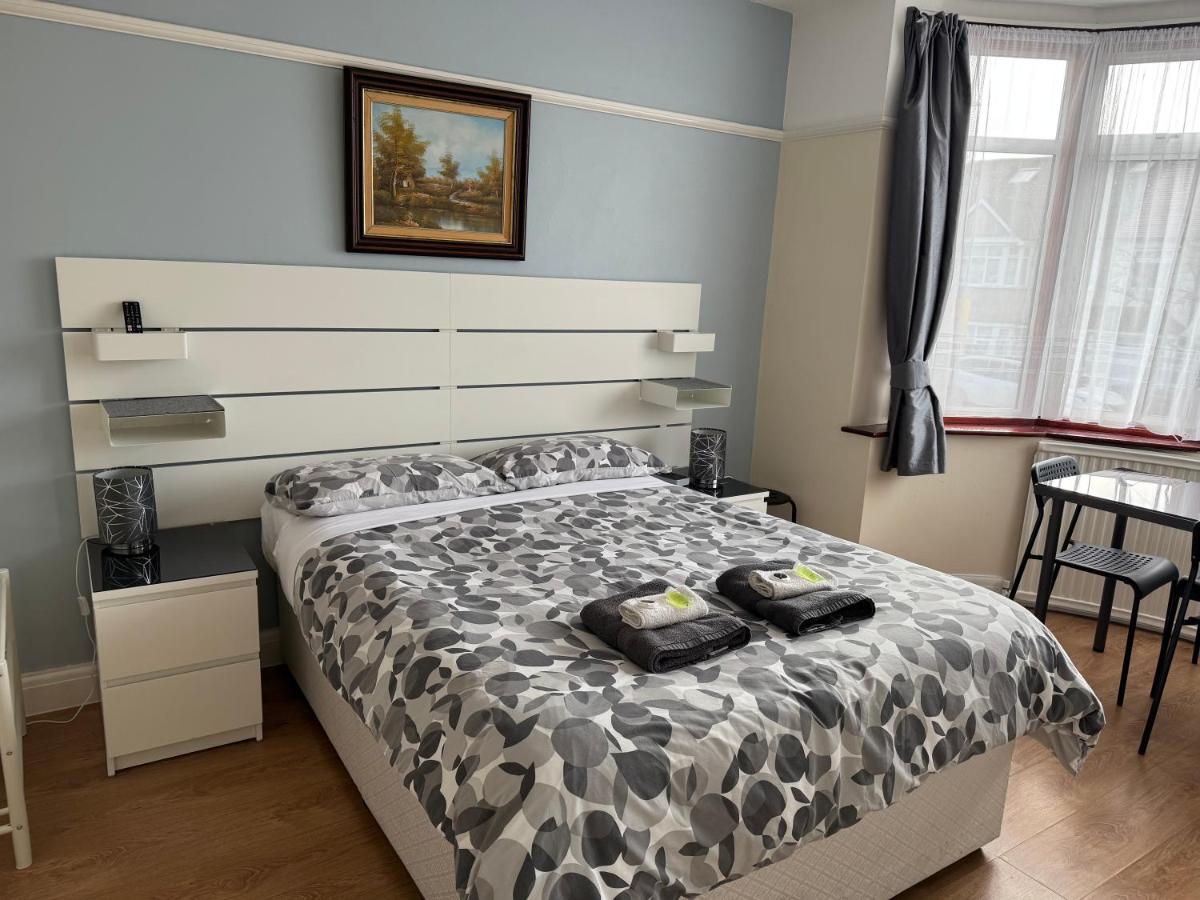 North West Lodge Guest House - Chambres d’hôtes Londres