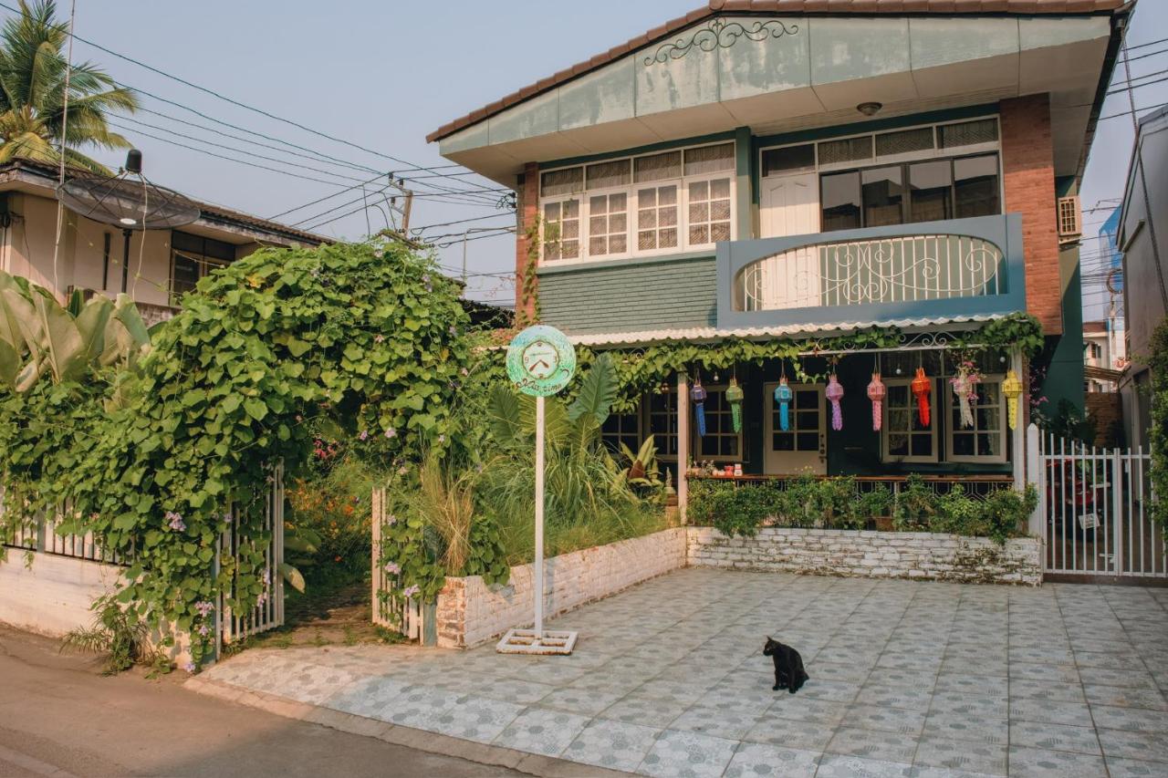 宁曼路别墅-二楼两房一卫 有洗衣机 空气净化器 厨房 - B&B Chiang Mai