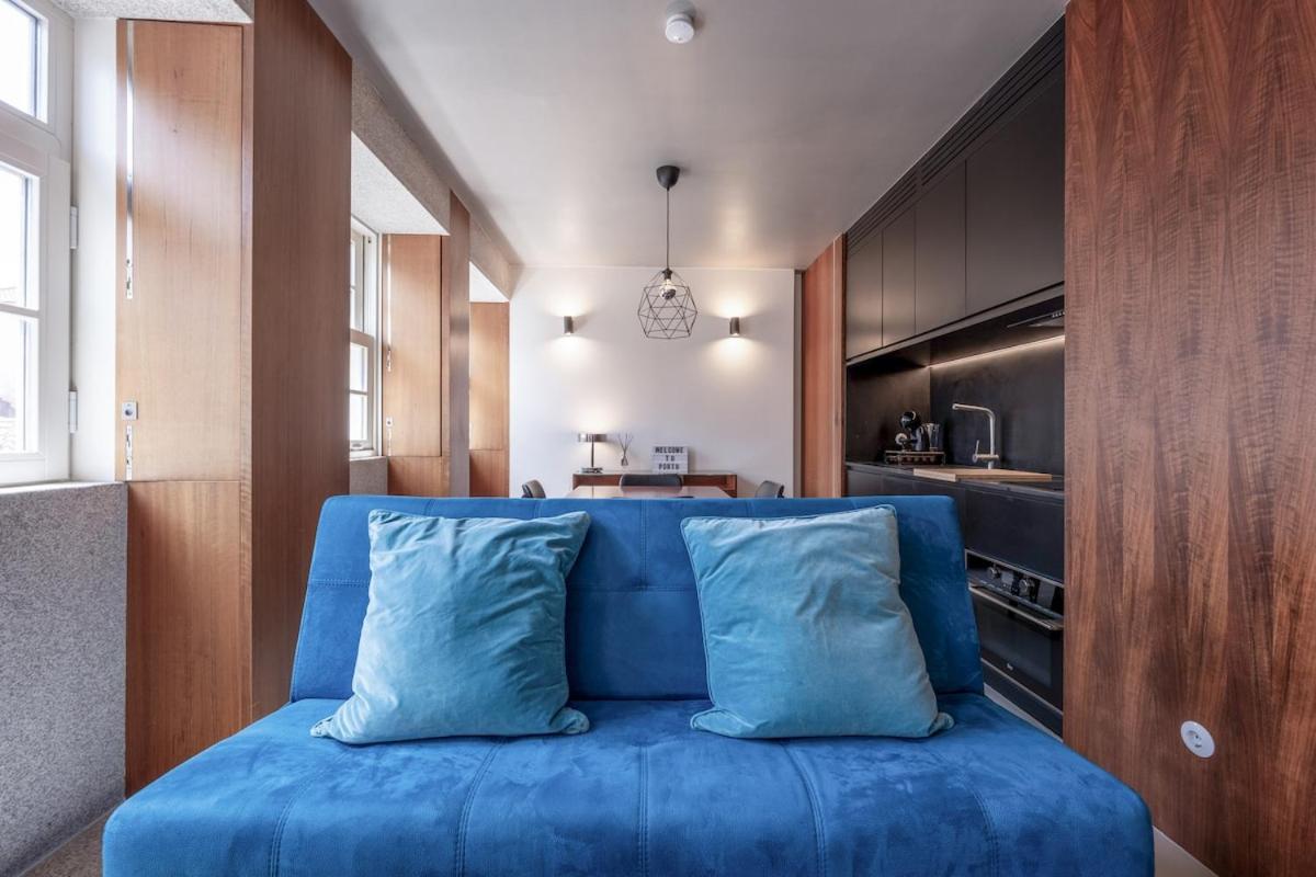 Modern Flat on Rua das Flores - 4th Floor - B&B Oporto