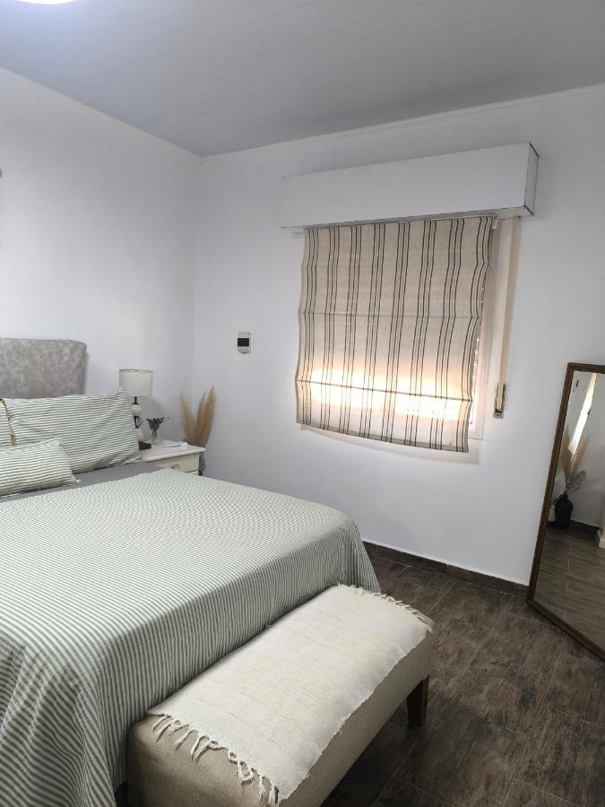 Oasis urbano! Apartamento Geminis complejo - B&B San Nicolás de los Arroyos