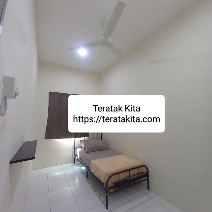 Homestay Teratak Kita - B&B Behrang Hulu