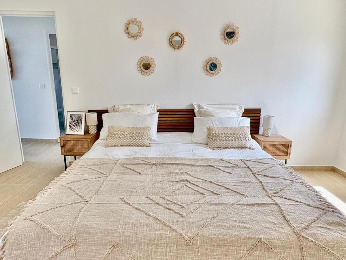 Villa Posidonie - Luxury Living by the Sea - Ferienwohnung Oyster Pond