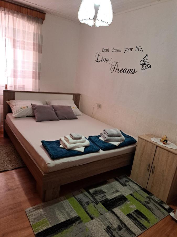 Apartman Kadić Senj - B&B Senj