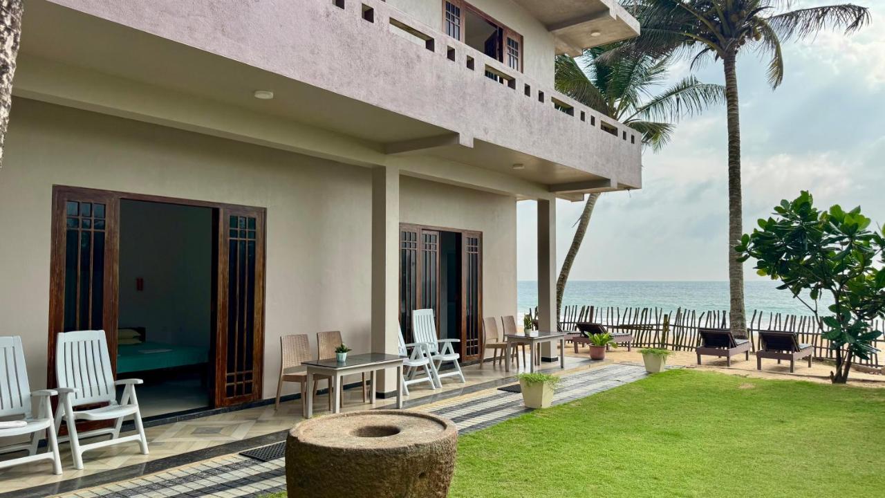 Vacation Beach - B&B Hikkaduwa